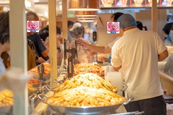 博宝配资 郑州华豫佰佳超市首家IP形象旗舰店公园茂店开业